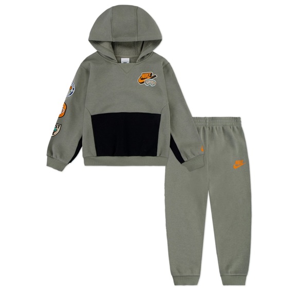 Nike Kids Boys 2 piece joggers sweatpants hoodie set size 6 NWT - Picture 2 of 4